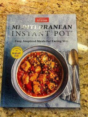 Test Kitchen Mediterranean Instant Pot Cookbook (Hard Back)